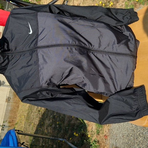 Nike unisex winter jacket Color Black size M - Picture 3 of 10